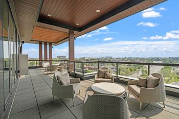 7Th floor private dining terrace